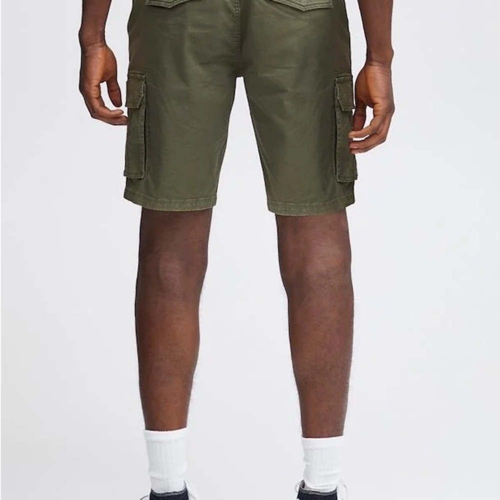 SHORTS CASUAL - Picture 3 of 7